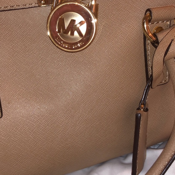 Michele Kors Purse and matching wallet - Picture 4 of 4